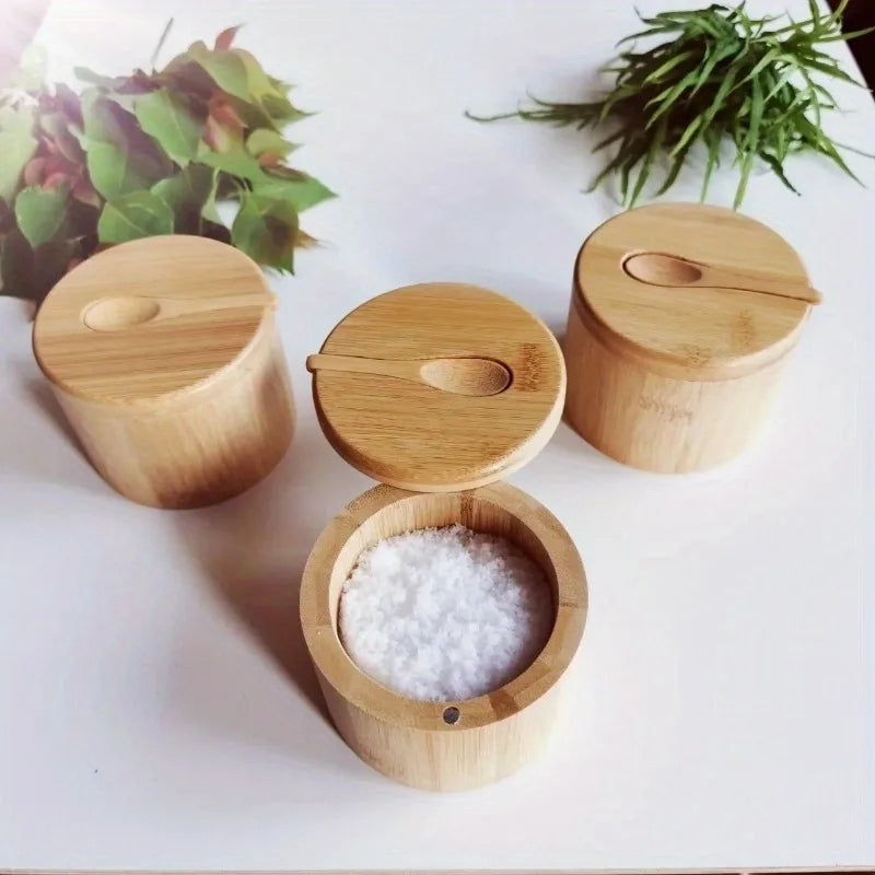 Pot à épices et sel en bambou avec cuillère intégrée